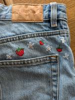 Unikat bestickt Monki Jeans straight leg Blumen Stickerei Düsseldorf - Wersten Vorschau