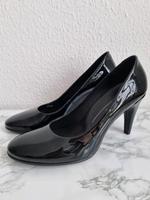 Absatzschuhe High Heels Pumps Ecco schwarz Lackleder Größe 40 Leipzig - Leipzig, Zentrum Vorschau