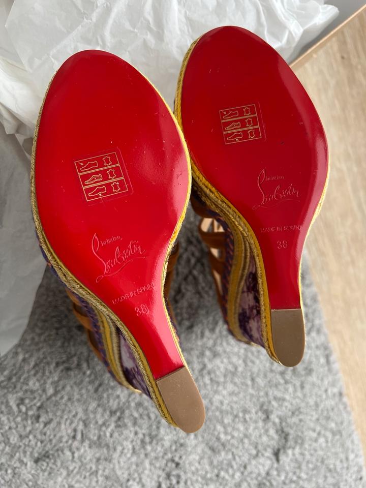 Christian Louboutin Tosca Keil Plateau Sandalen 38 neu in Hamburg