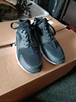 wie NEU Nike Huarache Sneaker 42,5 Schwarz Nordrhein-Westfalen - Korschenbroich Vorschau