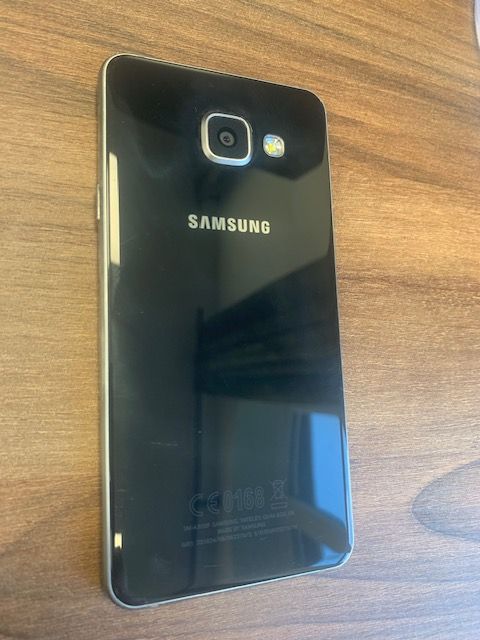 Samsung Galaxy A3 Galaxy SM-A310F in Heinbockel