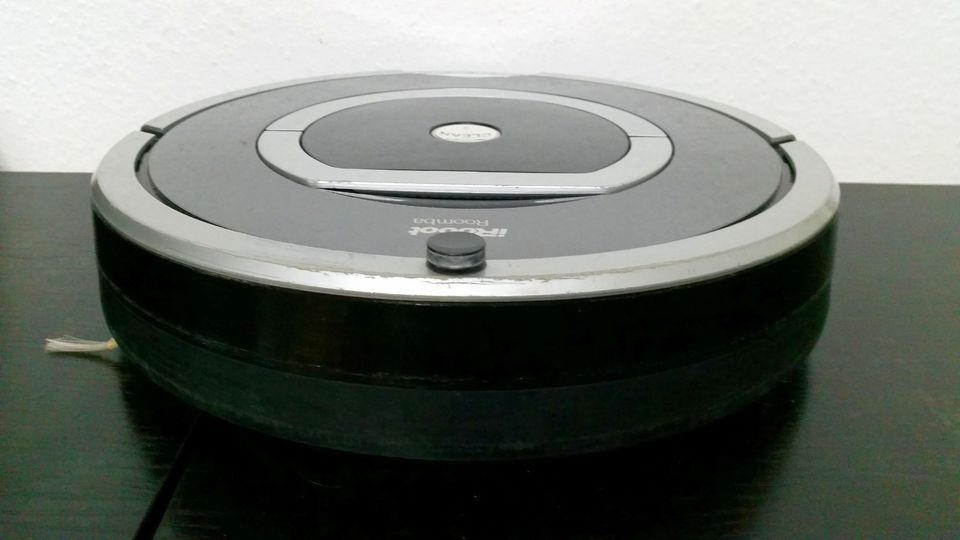 iRobot Roomba 780 Saugroboter HEPA_Filter Beutellos Schwarz Silb in Hannover