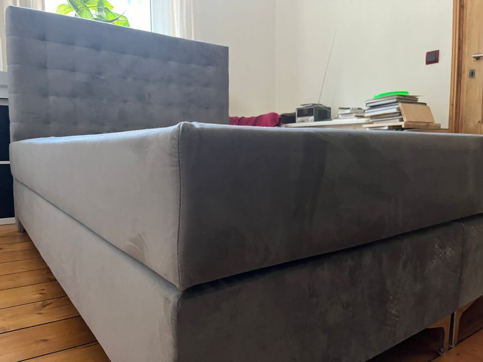 Boxspringbett zu verkaufen in Wuppertal