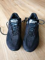 Sneacker Sport Schuhe Emporio Armani Reebok Gr.38 Nordrhein-Westfalen - Mönchengladbach Vorschau