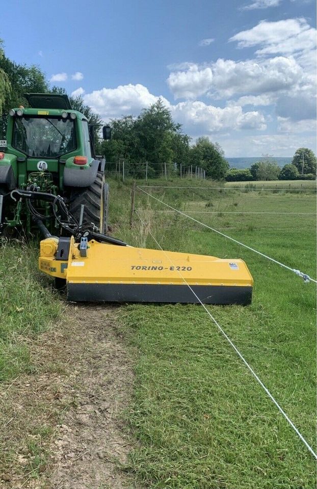 Omarv Böschungsmulcher Seitenmulcher Mulcher Schlegelmulcher in Schmallenberg