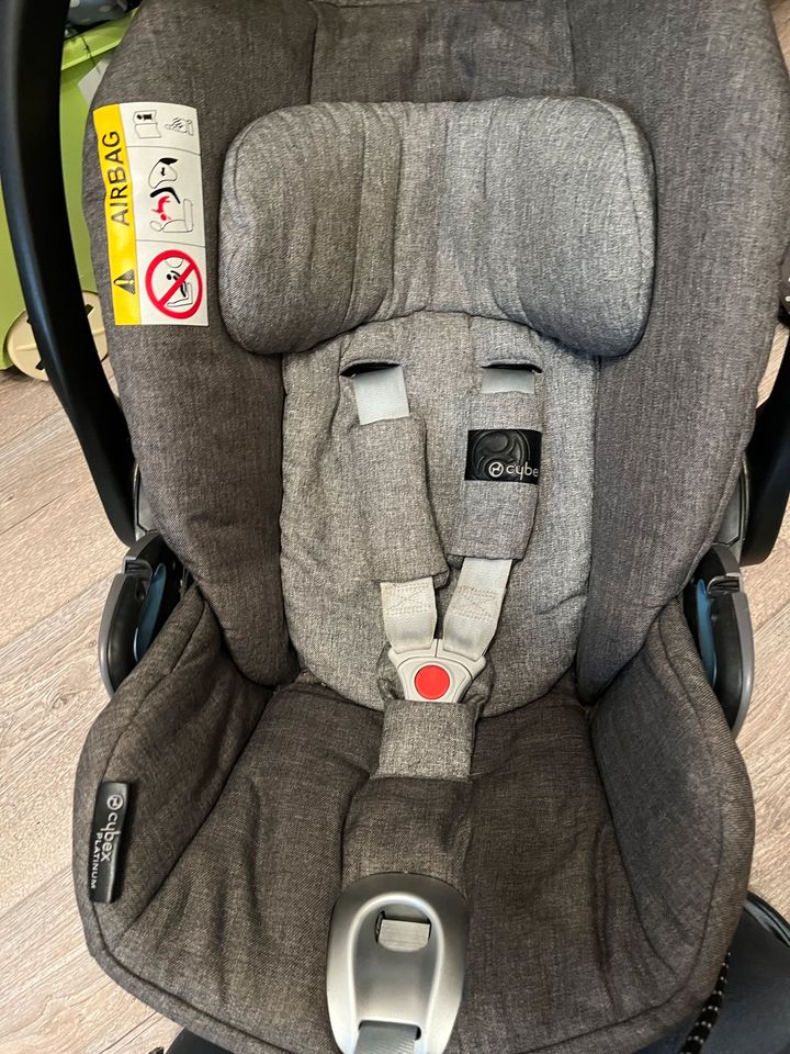 Cybex Cloud Platinum,isofix, Autositz Kindersitz schale, liegefun in Schonungen