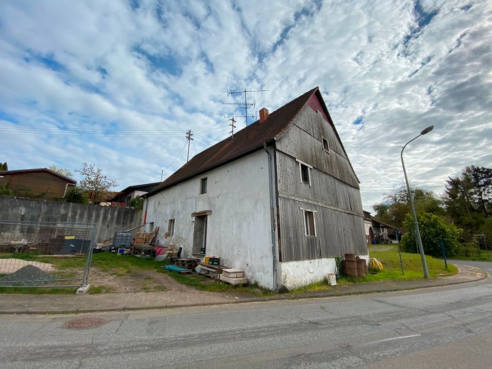 LASS DICH VERZAUBERN... Einfamilienhaus mit neuem Innenleben in Frohnhofen