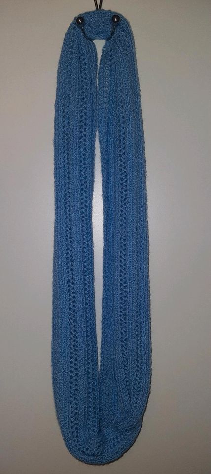 Loop Schal hellblau / handmade in Neufahrn