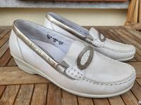 Waldläufer Damenschuhe Slipper, beige/gold Gr. 4,5H Leder Bayern - Lichtenfels Vorschau