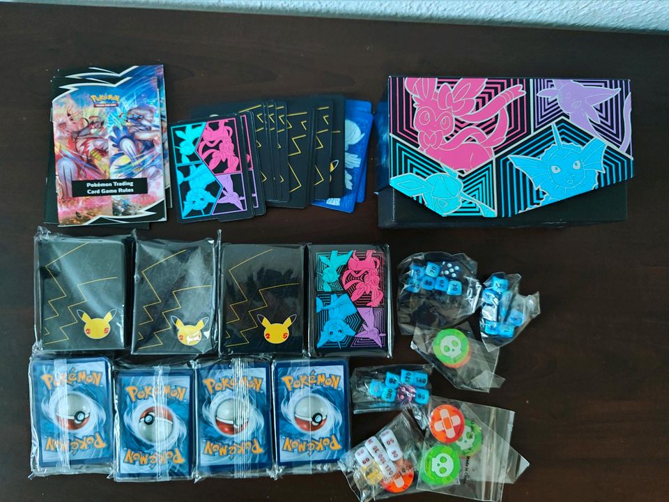 Pokemon Karten Elite Trainer Box Lost Origin Astral Radiance in Leipzig