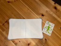 Wii Fit Plus mit Balance Board von Nintendo Schleswig-Holstein - Satrup Vorschau