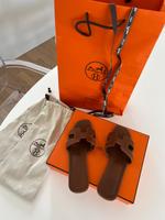 Hermès Oran Sandalen 37 Gold - Rechnung / Box / Full Set München - Trudering-Riem Vorschau
