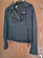 tredy kunstleder jacke biker stil schwarz gr 36 neu vegan Bayern - Windorf Vorschau
