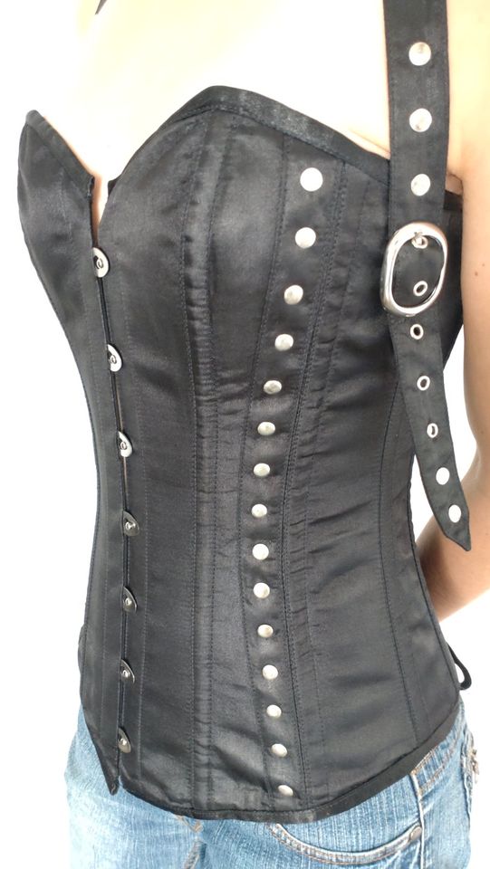 Gothicana Korsett / Lace-up back corset in Kinderhaus