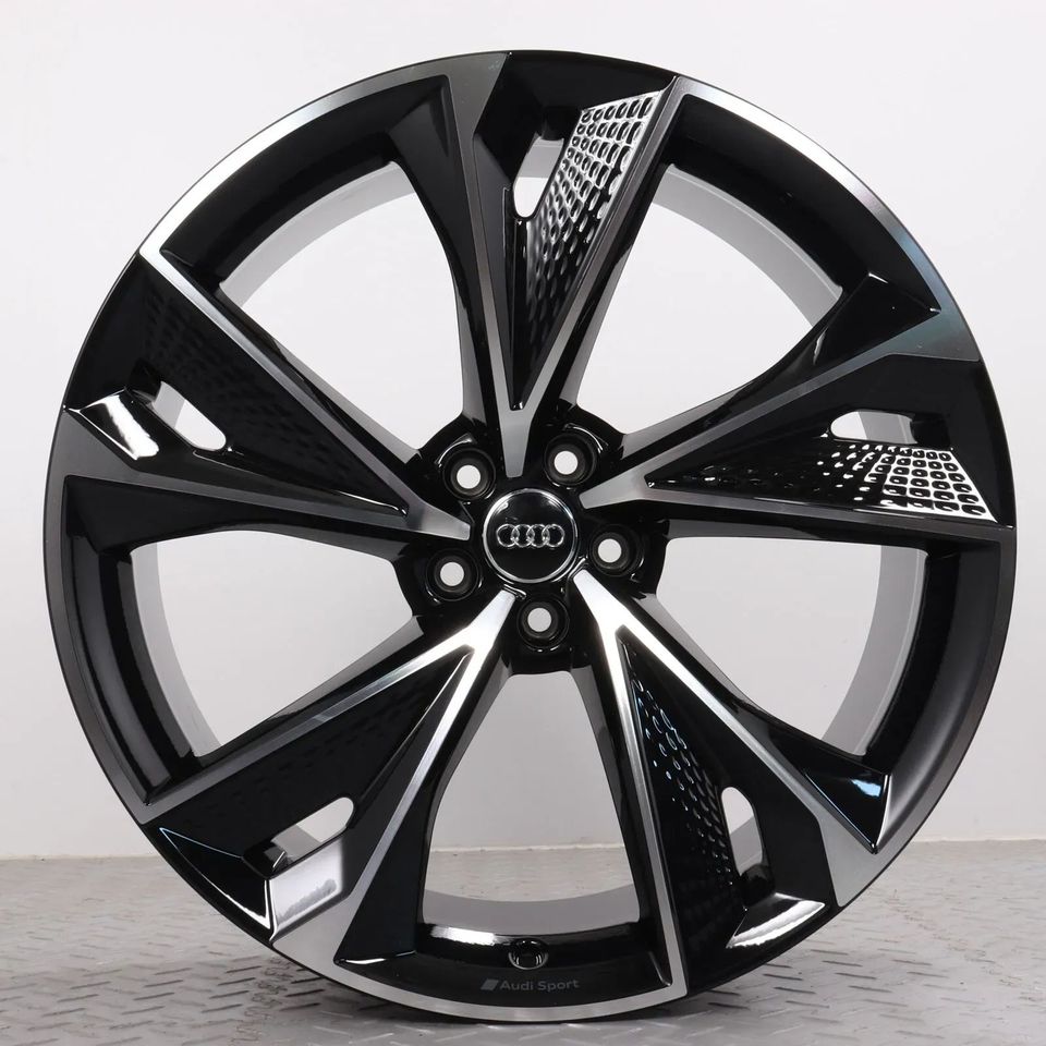 Alufelgen 22 Zoll Audi RS6 RS7 4K C8 Original Felgen Felgensatz "5V-Speichen-Trapez-Design" schwarz glänzend 4K0601025BC Schwarz 10,5x22ET19 5x112 66,6mm Gebraucht in Gefell