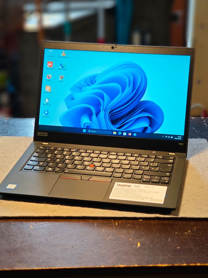 Lenovo ThinkPad T490 14" FHD i5-8365U 16GB RAM 256GB SSD Win 11 in Freiburg im Breisgau