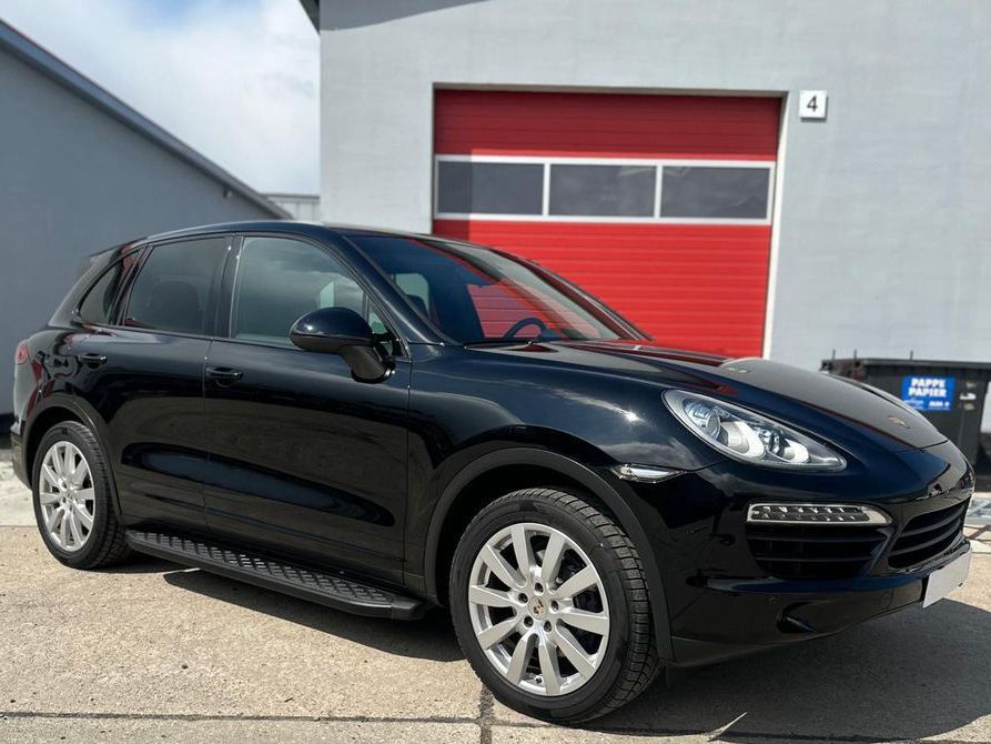 Porsche Cayenne Diesel PDC,PANO,KLIMA,LEDER,NAVI,AHK in Leipzig