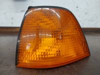 BMW E36 Limousine Touring Blinker Gelb vorne links 155297 Brandenburg - Cottbus Vorschau