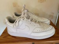 Nike Herren Sneaker weiß Gr.43/Leder Thüringen - Waltershausen Vorschau