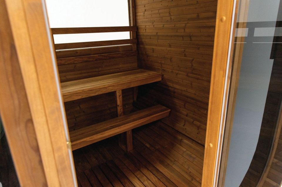 Hekla Outdoor Sauna Cube L + 9kW Ofen 250 x 235 x 225 cm 6 Per. in Sonsbeck