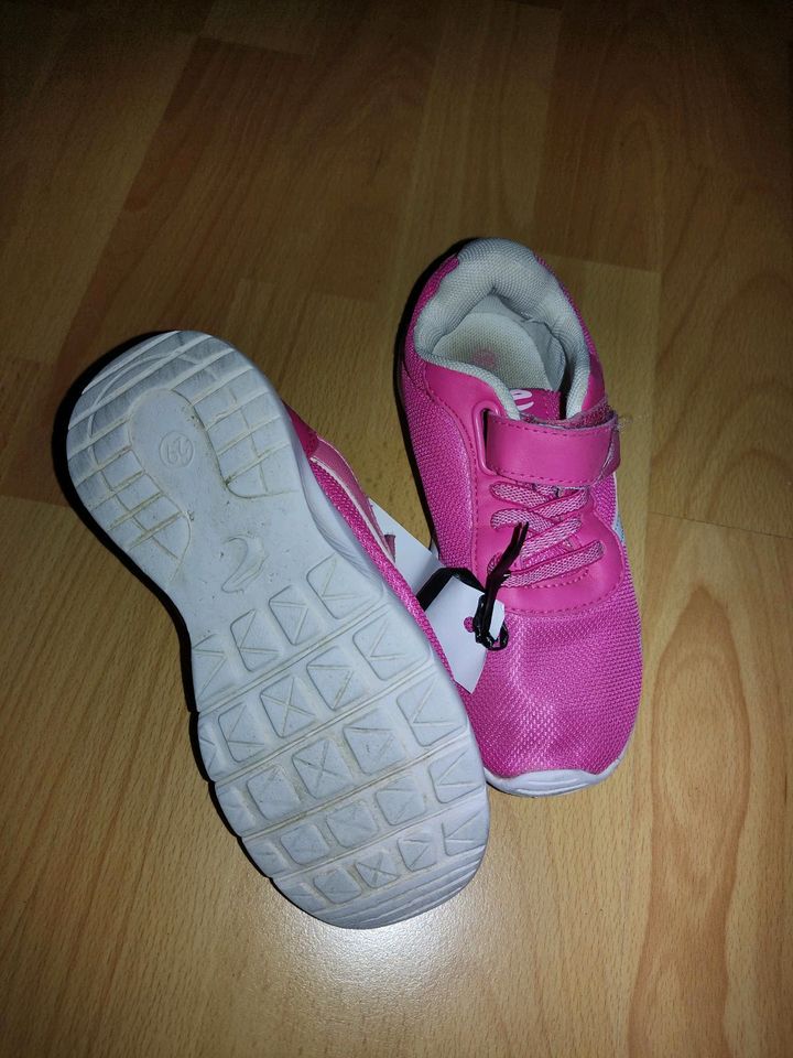 Turnschuhe Größe 29, pink, Mädchen in Bad Vilbel