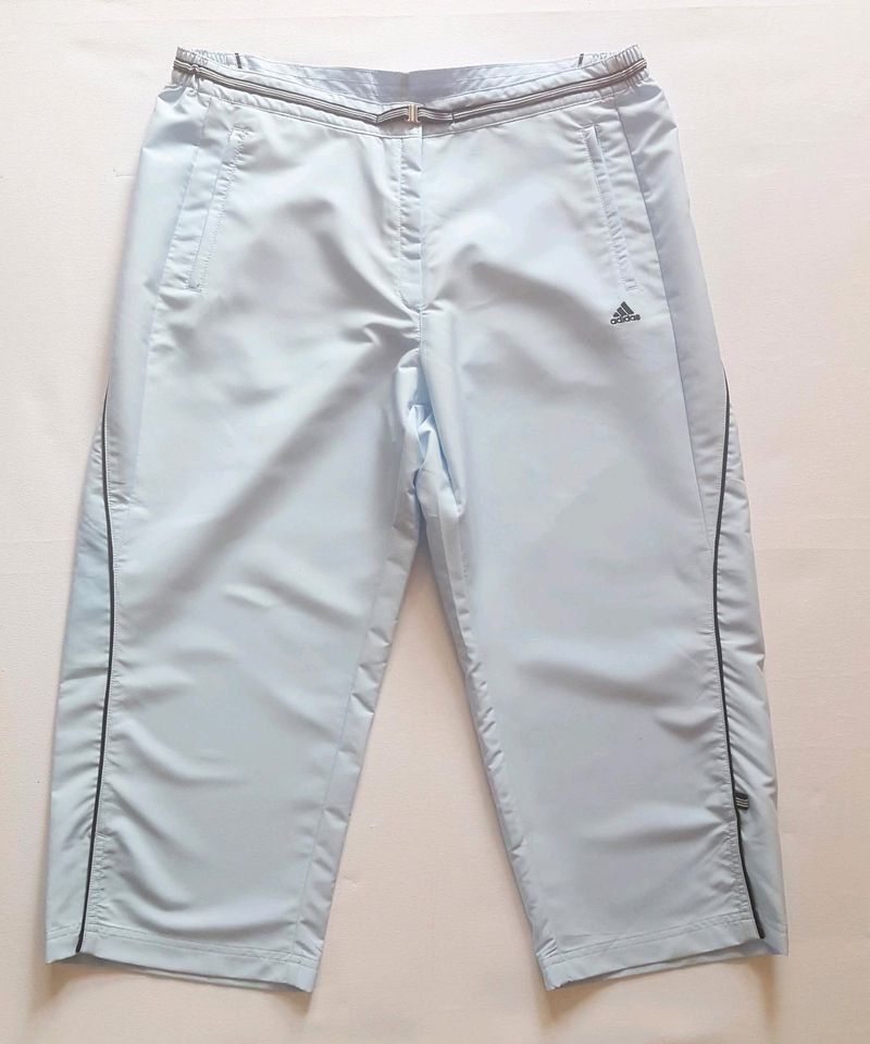 Hose Sport Capri Adidas pants Gr. 34 in Langenmosen