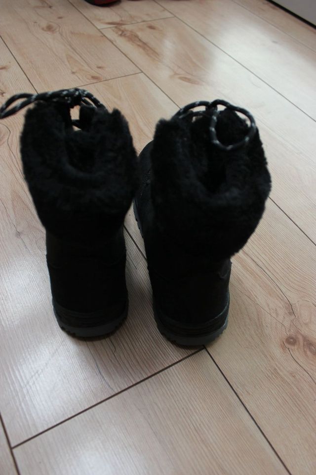 Neue Winterstiefel Boots Esmara Schwarz 38 Waterproof  Mädchen in Hümmerich