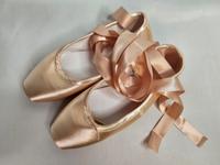Spitzenschuhe Ballett rosa, Gr. 42, Ledersohle und Spitze Neu Niedersachsen - Wennigsen Vorschau