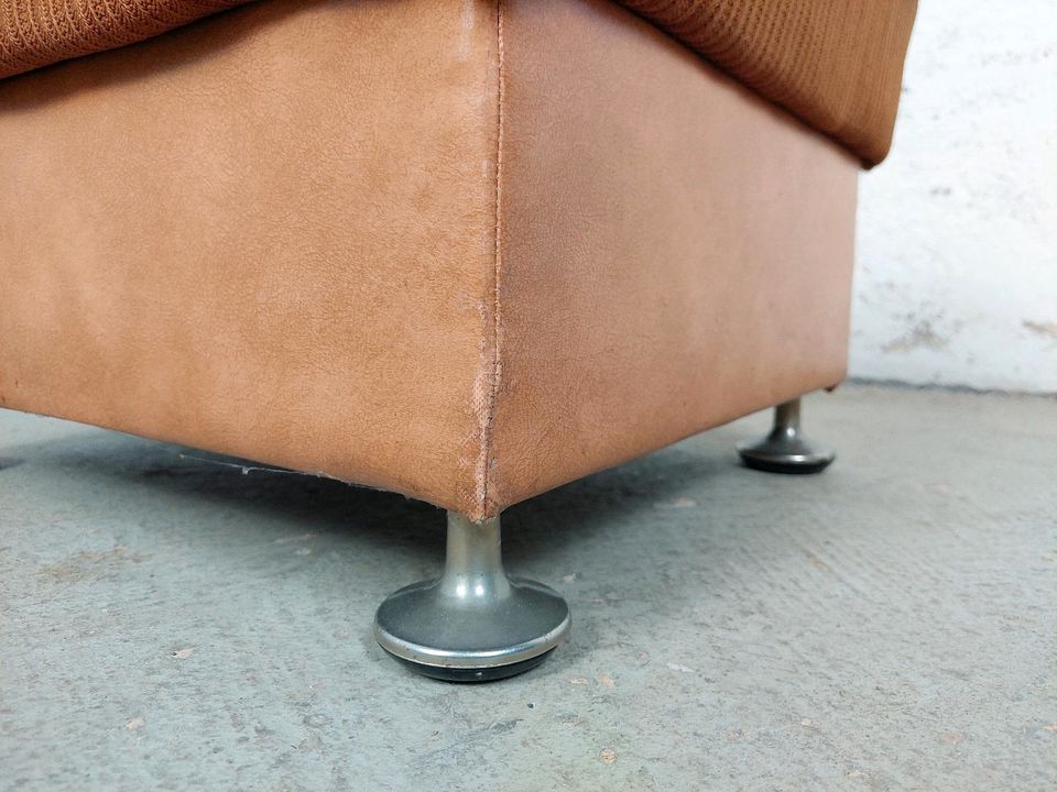 Vintage Hocker Sitzhocker Polster 60er 70er DDR Retro in Leipzig