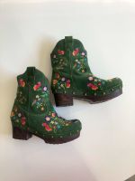 Deerberg Stiefel Boots 39 Wildleder Neu grün bestickt Clogs Absat Wandsbek - Hamburg Marienthal Vorschau