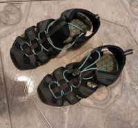 Sandalen Gr. 32 wie neu Hausschuhe Baden-Württemberg - Waldachtal Vorschau