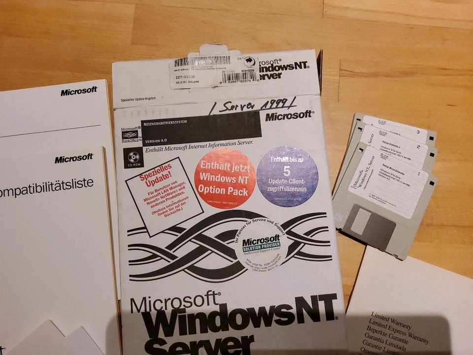Microsoft Windows NT Server 4.0 inkl. 5 Client Lizenzen OVP in Bochum