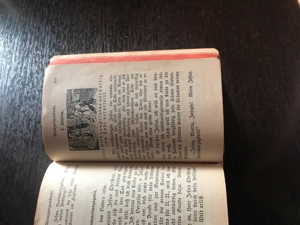 Antikes Buch Das brave Kind beim hl. Gaßtmahl von 1928 in Viersen