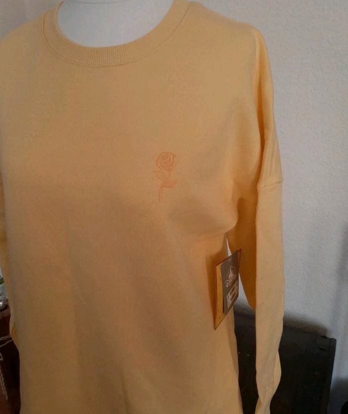 Shop Disney Belle Sweatshirt Gr. XS *neu in Am Mellensee