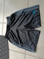 Adidas Sportshort Sporthose Gr 128 schwarz Bad Zwischenahn - Bloh Vorschau