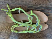 Zara, supersüße Sandalen, Gr. 37, tolles gelb, Glitzersteine, top Hannover - Vahrenwald-List Vorschau