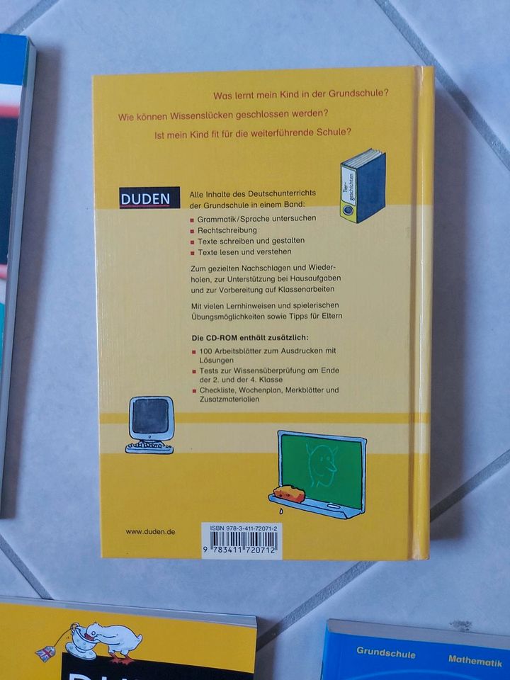 3 × Duden für die Grundschule (Englisch, Mathe,Deutsch) in Xanten