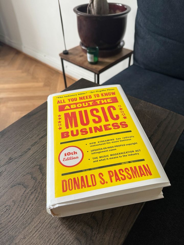 All you need to know about the misic business - Donald S. Passman in Berlin