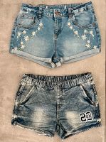 2x Jeans Shorts - Gr.164/170 - blau Sachsen - Radebeul Vorschau