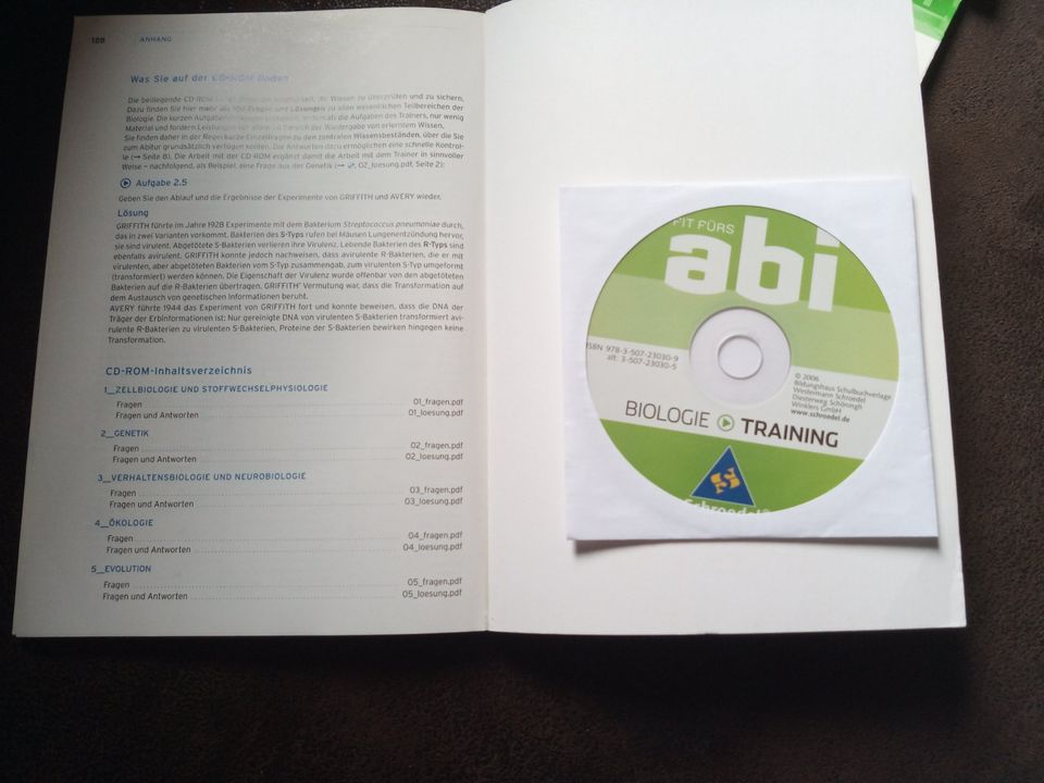 Schrödel Abitur fit fürs Abi Biologie Training Buch Prüfung CD-RO in Marsberg