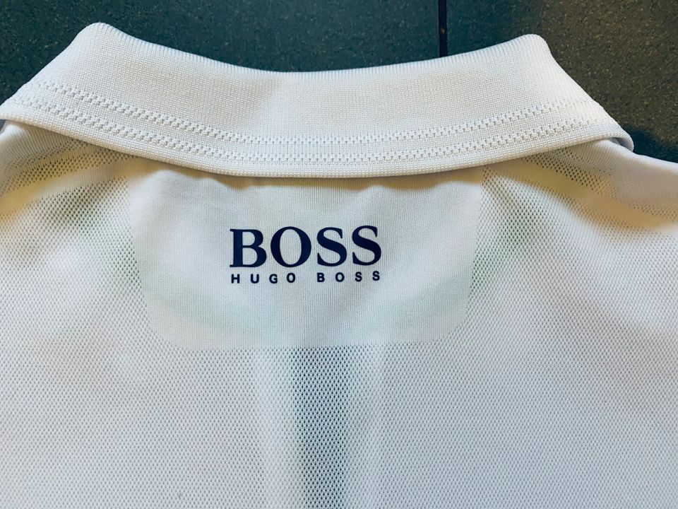 Hugo Boss Tennis Poloshirt Gr. XL  wie NEU! in Hamburg