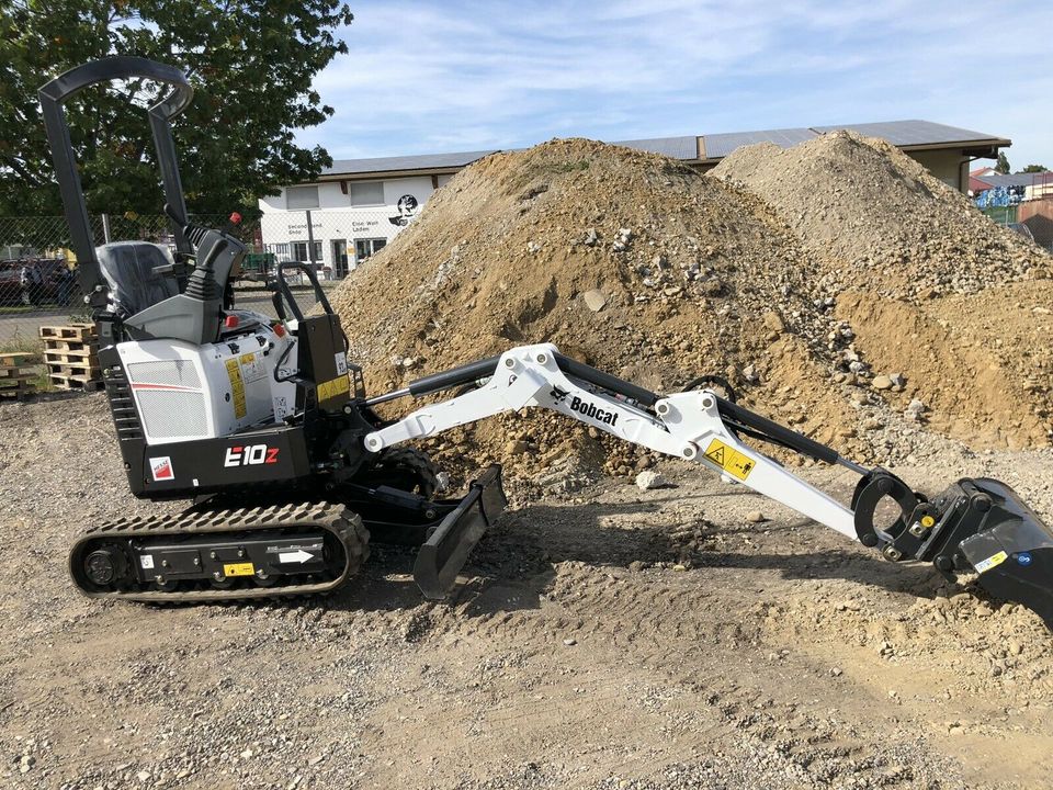 MIETEN Minibagger BOBCAT E10z - inkl Löffelpaket - leihen Verleih in Laupheim