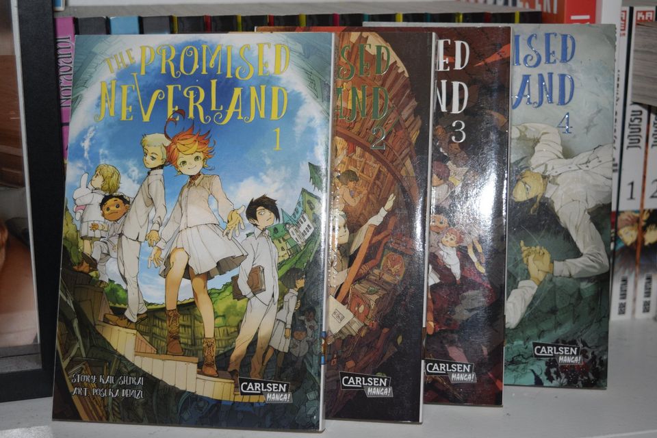 The Promised Neverland Manga Band 1-4 in Bielefeld