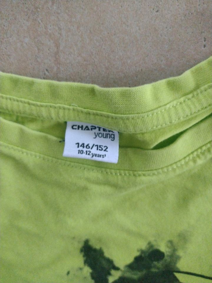 2 T-Shirts, Gr. 146/152, orange und grün in Springe