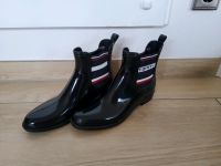 Tommy Hilfiger Regenstiefeletten Regenstiefel schwarz 41 Rheinland-Pfalz - Thalfang Vorschau