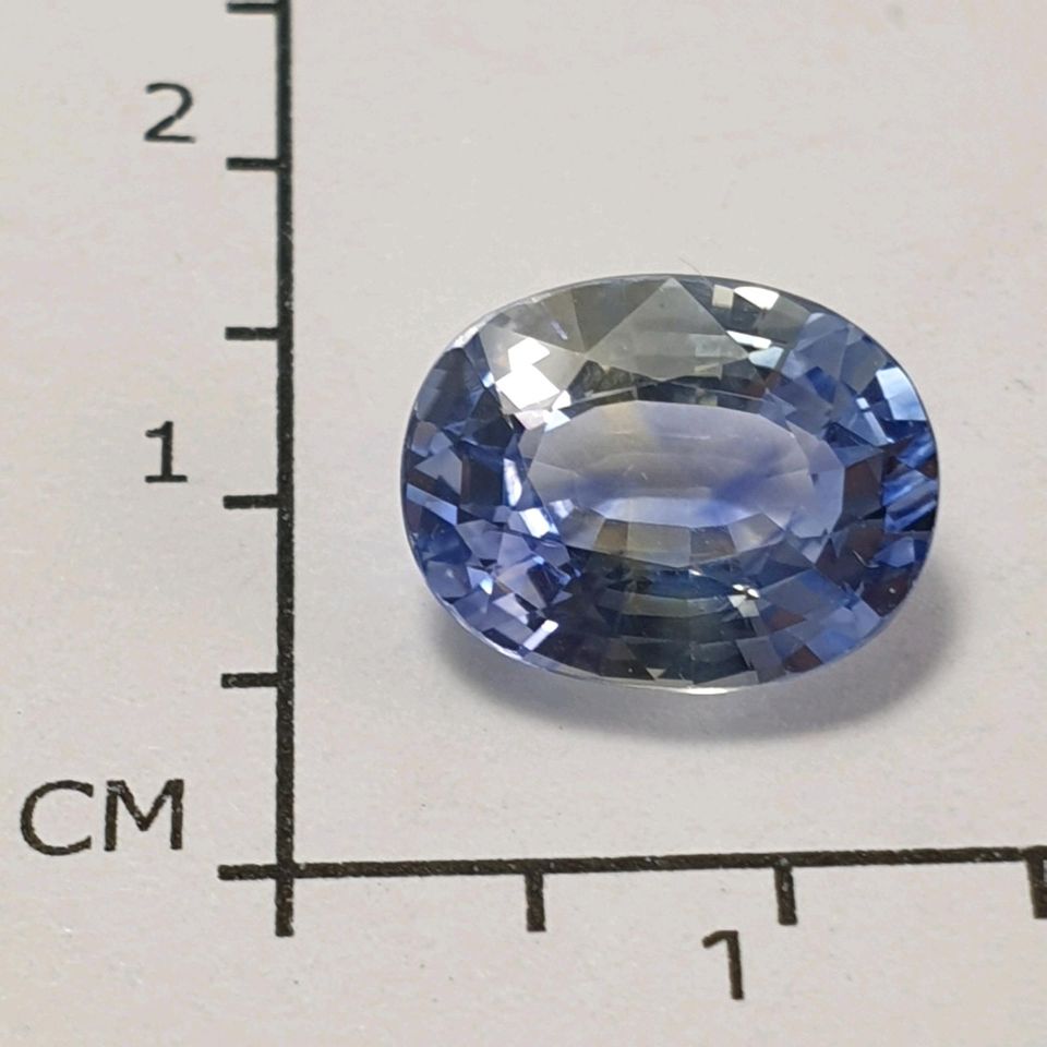 Echter oval fac. Saphir ( 3,98 Carat ) 11 x 8,7 mm / Ceylon in Recklinghausen