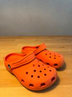 Crocs J2 33 34 Sandalen Kinder Schuhe Orange Hausschuhe Aachen - Aachen-Brand Vorschau