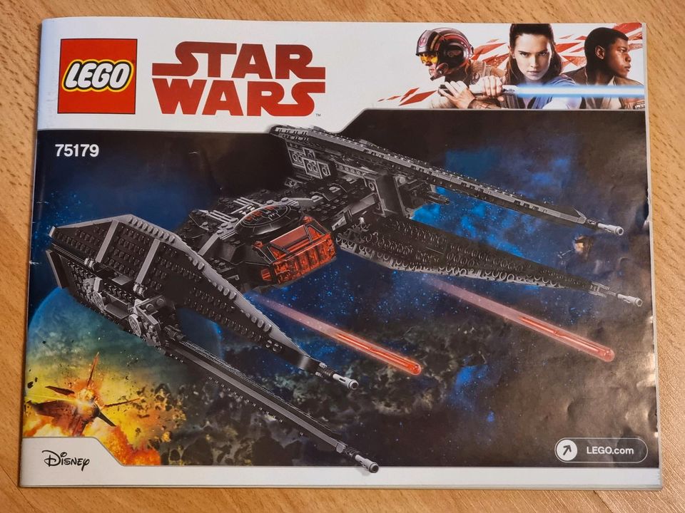 LEGO Star Wars: Kylo Ren's TIE Fighter (75179) in Lüdenscheid