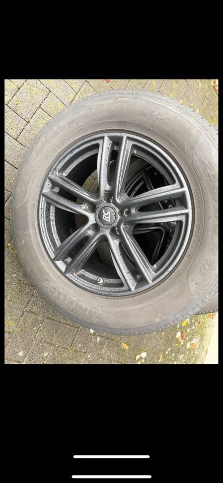 255/60/18 Alufelgen mit Winterreifen Audi Seat mercedes in Koblenz