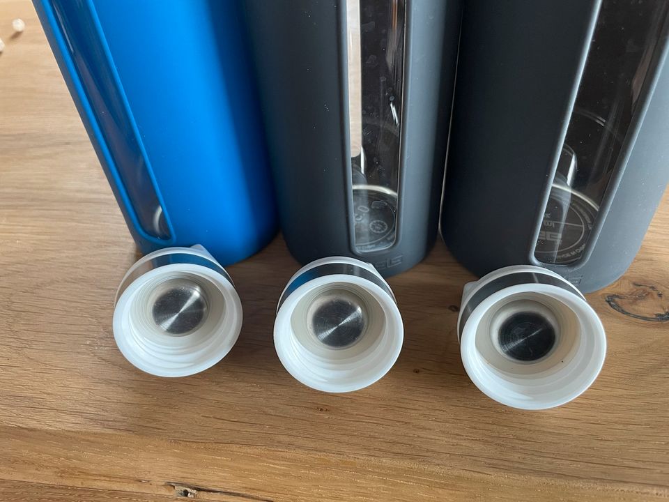 SIGG Glasflaschen Star 0,5l +0,85l grau + blau in Oberahr